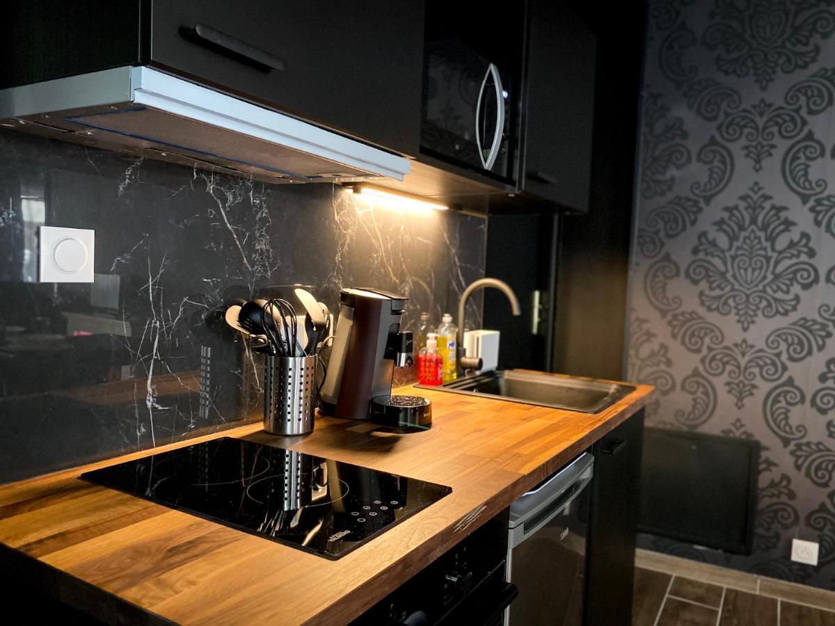 Nouveau - Luxure - Secret Suite - Jacuzzi Melun Eksteriør bilde