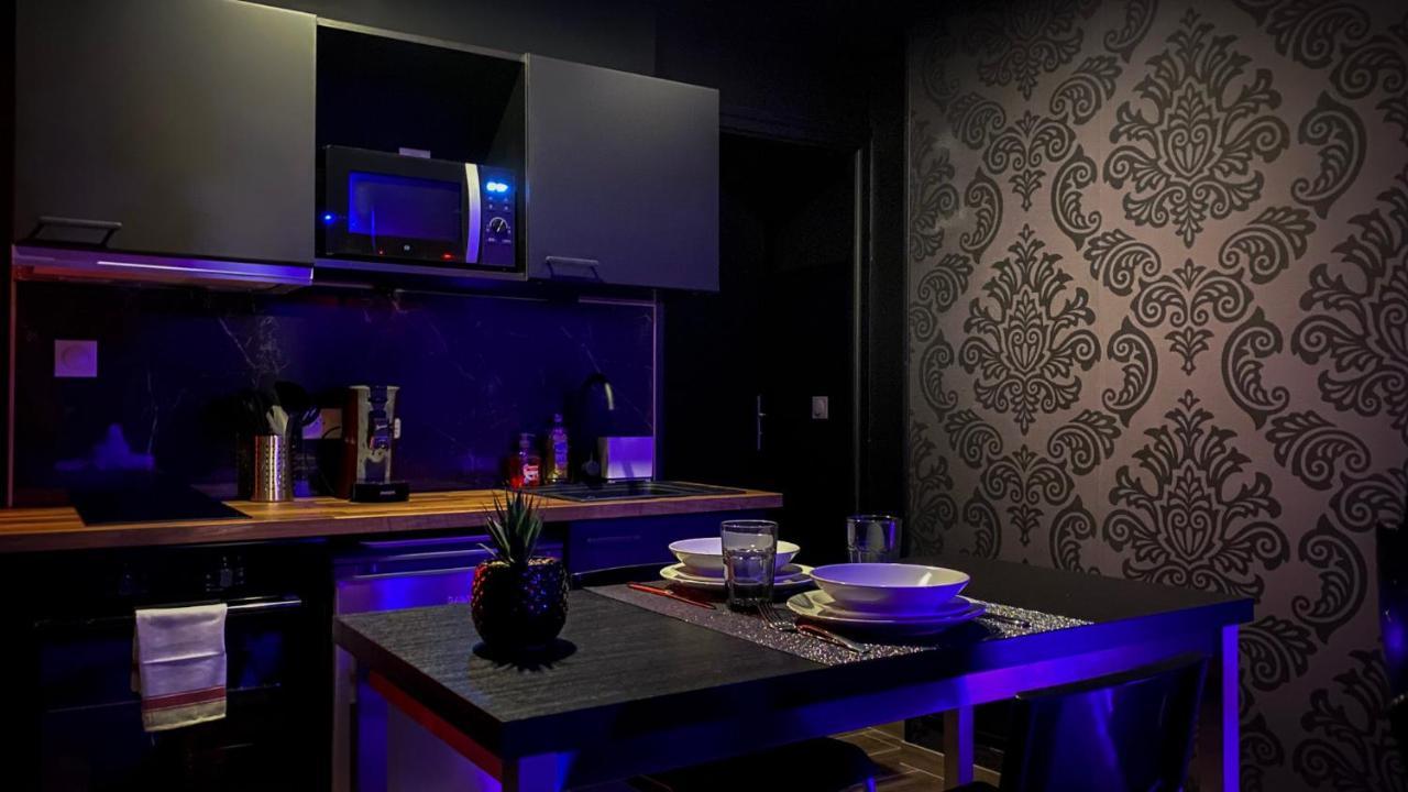 Nouveau - Luxure - Secret Suite - Jacuzzi Melun Eksteriør bilde